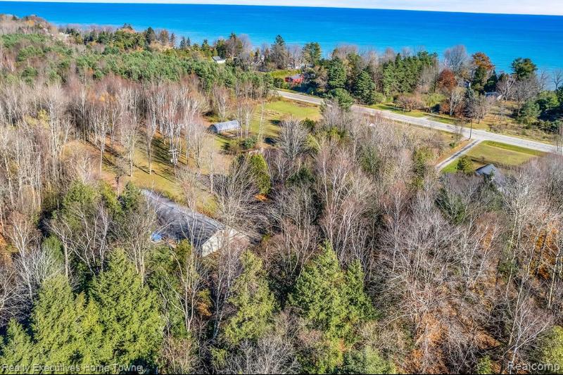 Listing Photo for 1158 S Lakeshore Road