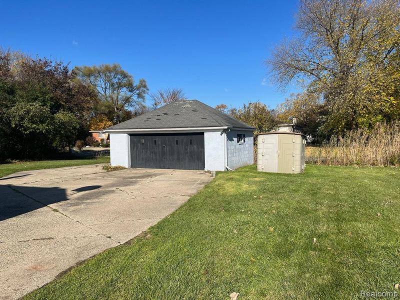 Listing Photo for 17650 Silver Maple Street