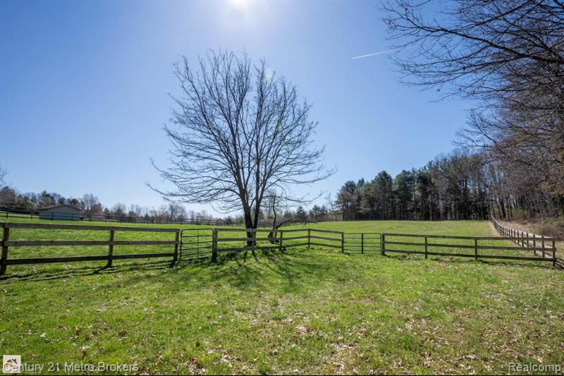Listing Photo for 12520 Buno Road