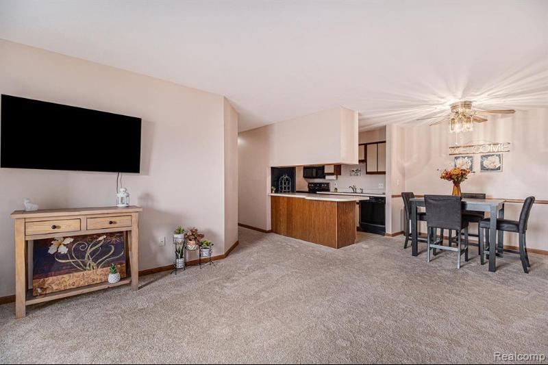 Listing Photo for 1225 Harbour Drive 28