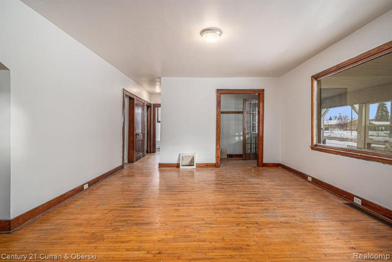 Listing Photo for 414 W Mitchell Street