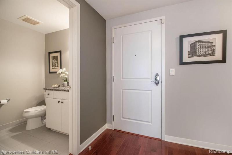 Listing Photo for 1135 Shelby Street 2509