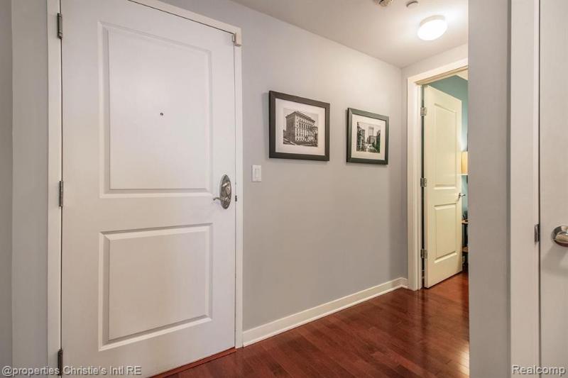 Listing Photo for 1135 Shelby Street 2509
