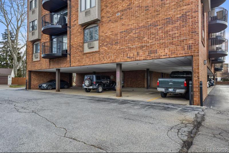 Listing Photo for 35300 Woodward Avenue 201