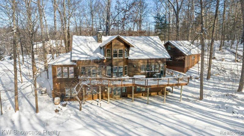 Listing Photo for 7572 Cooley Lake Road