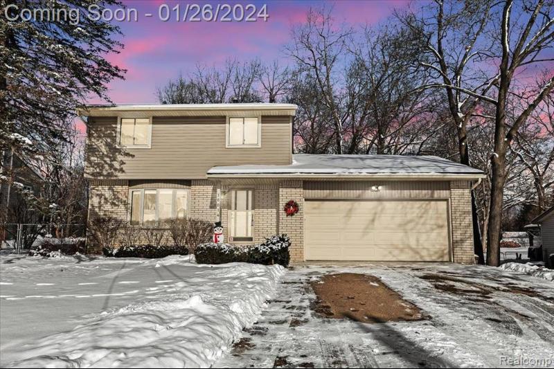 Listing Photo for 10014 Burgess Court