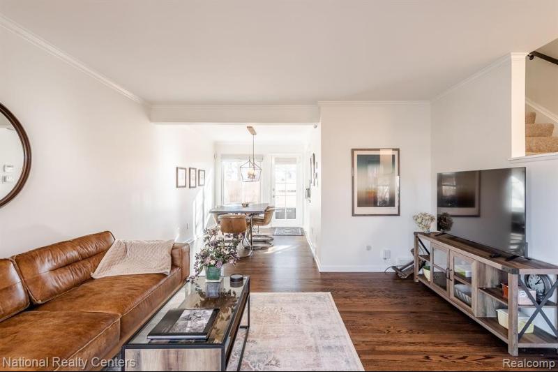 Listing Photo for 1039 N Old Woodward Avenue 7