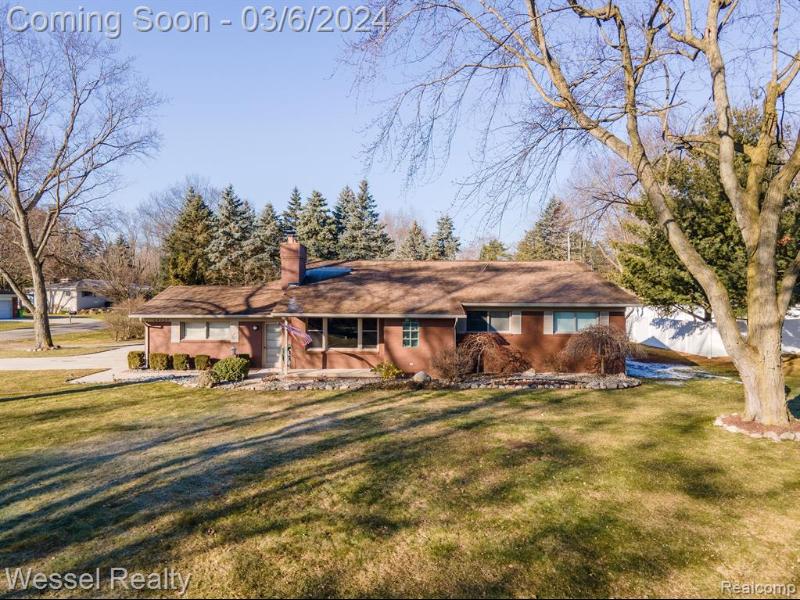 Listing Photo for 64129 Windsor Drive