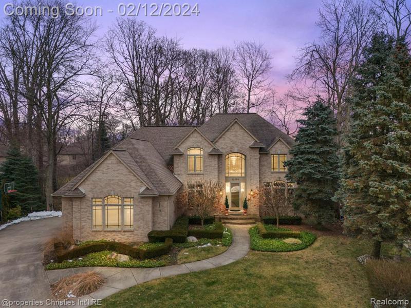 Listing Photo for 52388 Woodside Court