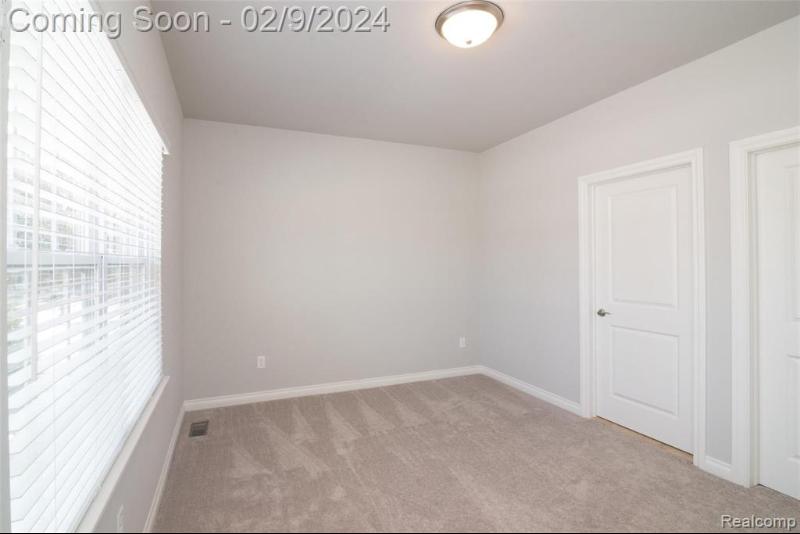 Listing Photo for 15350 Heritage Court 14