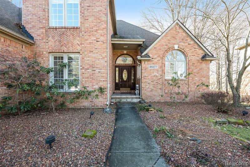 Listing Photo for 38277 River Park Drive