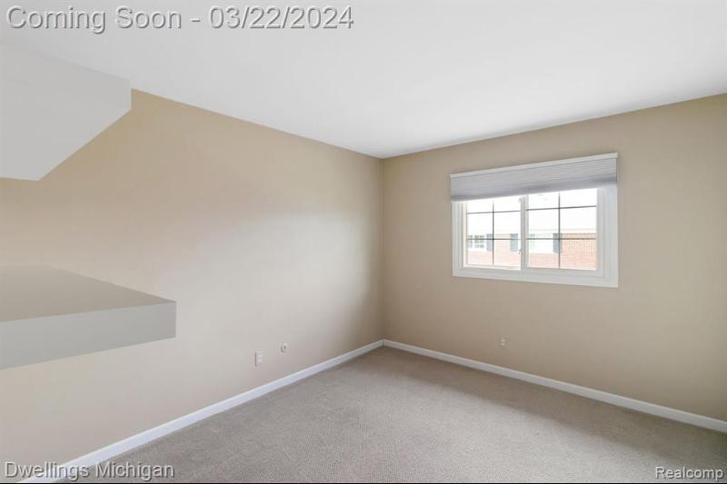 Listing Photo for 2100 Fort Street H-6