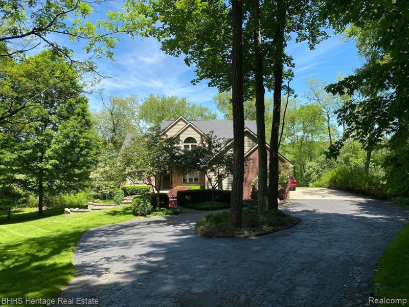 Listing Photo for 10227 Silver Lake Road