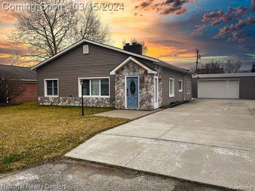 Listing Photo for 66 Algansee Drive
