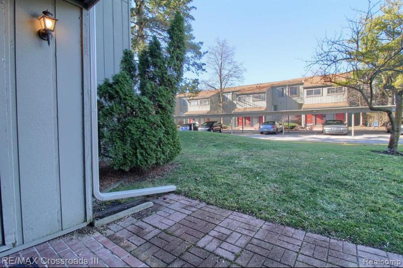 Listing Photo for 9629 Bayview Drive 106