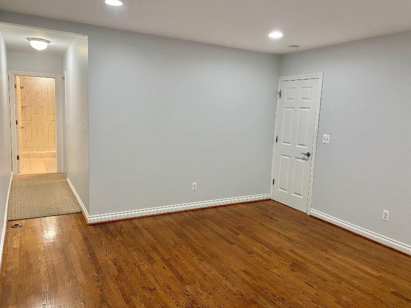 Listing Photo for 1115 N Old Woodward Avenue 52