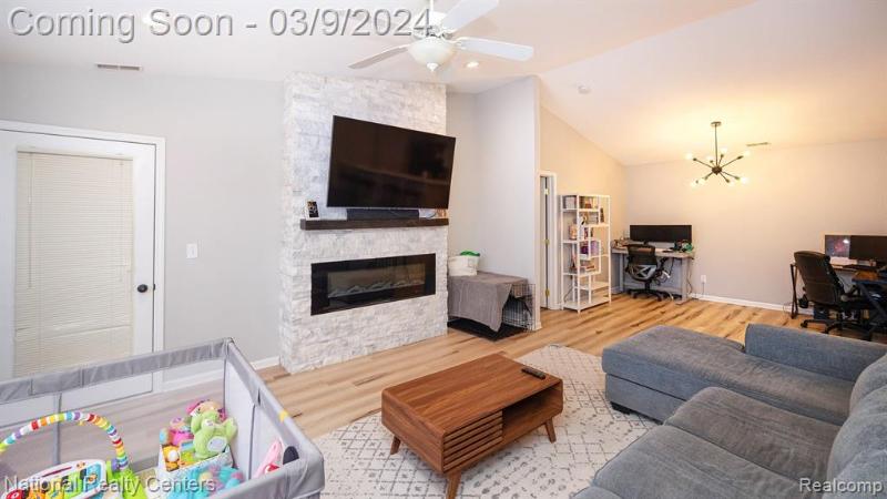 Listing Photo for 471 Mulberry Street