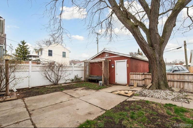 Listing Photo for 1877 8th Street