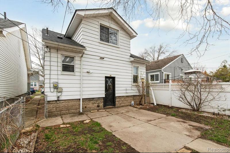Listing Photo for 1877 8th Street
