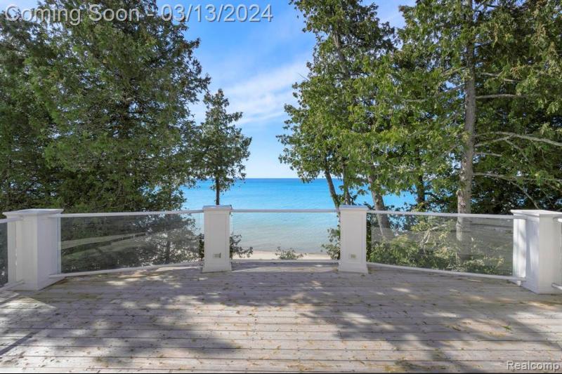 Listing Photo for 4050 S Lake Shore Drive