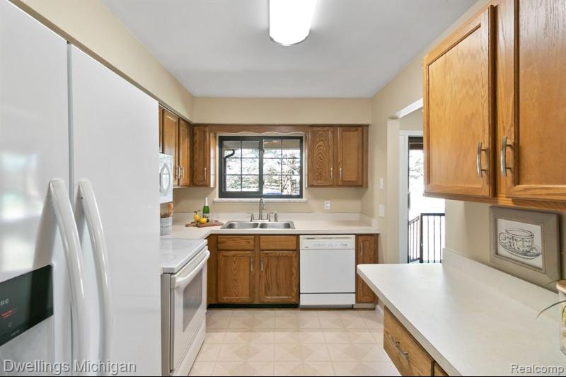 Listing Photo for 12316 Nantucket Drive 225-3