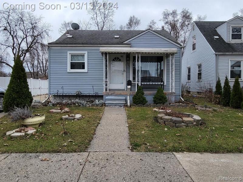 Listing Photo for 1665 Gregory Avenue