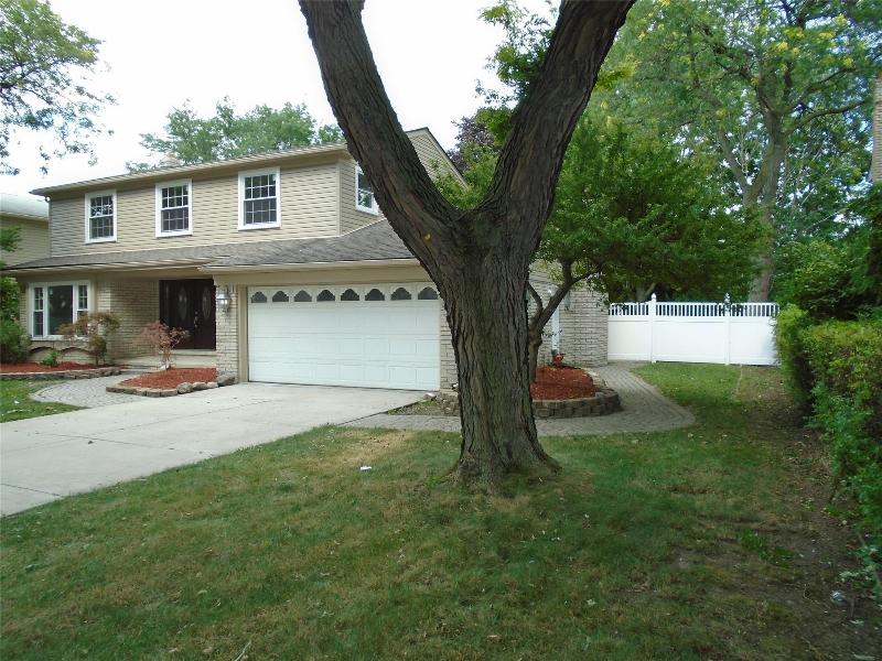 2042 Whitefield Street, Dearborn Heights