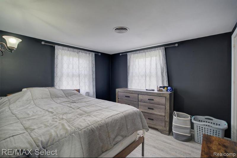 Listing Photo for 705 Jerome Avenue