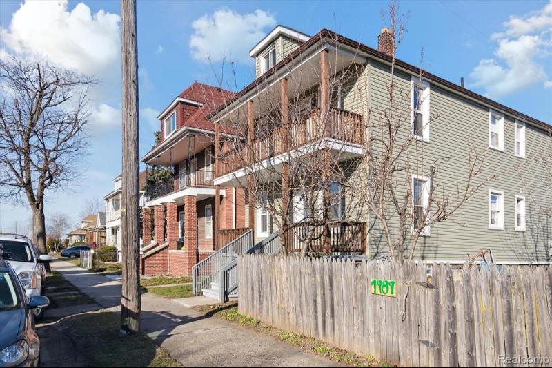 Listing Photo for 1983 Belmont Street