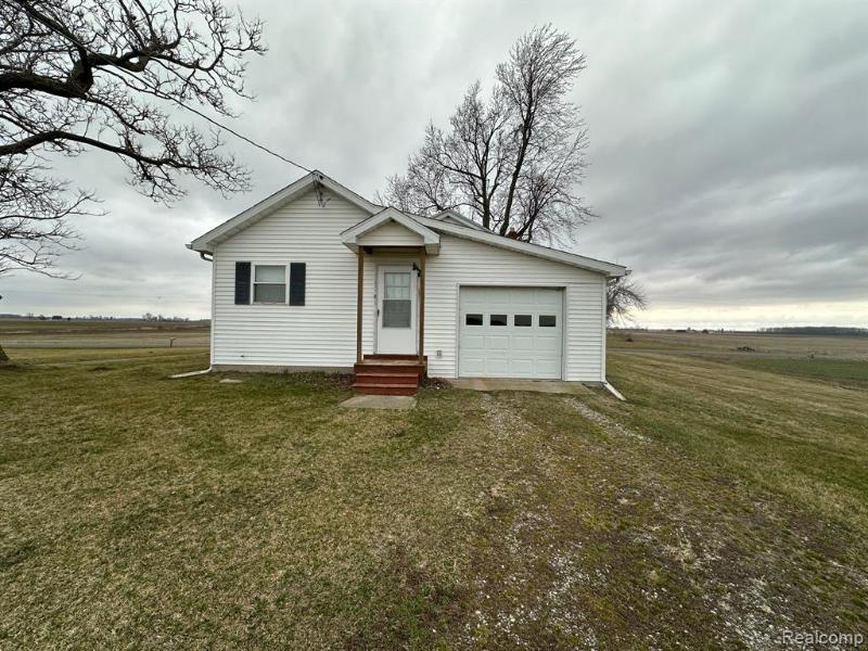 Listing Photo for 1347 Stearns