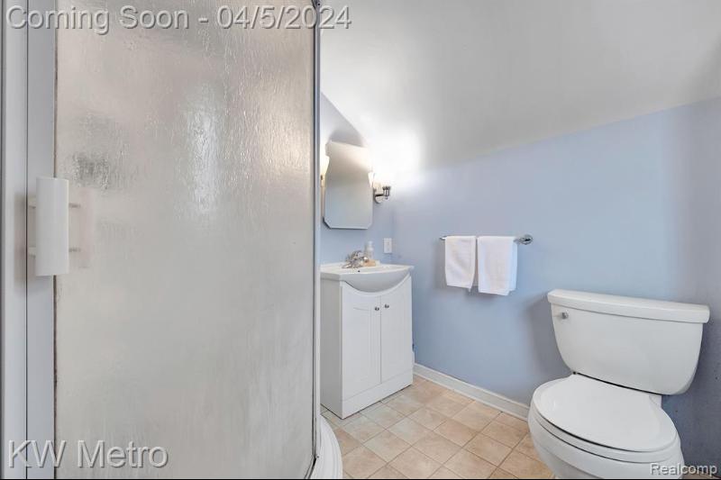 Listing Photo for 1659 Hollywood Avenue