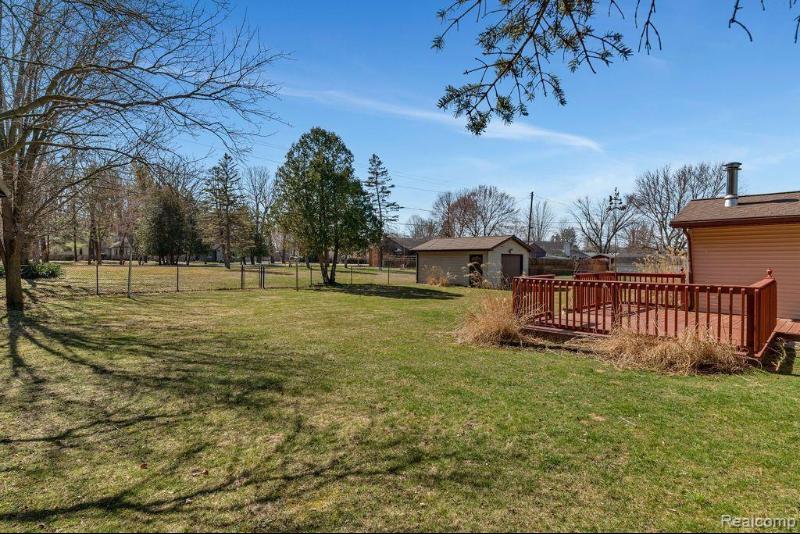 Listing Photo for 8106 Woodhall Road