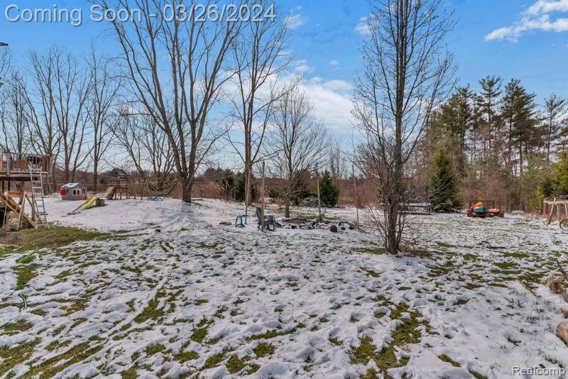 Listing Photo for 9265 Rolston Road