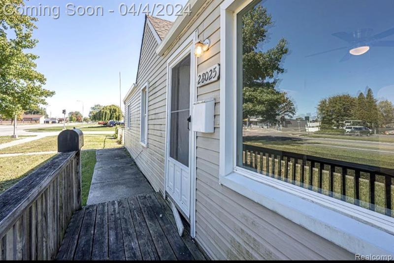 Listing Photo for 28025 Warren Road