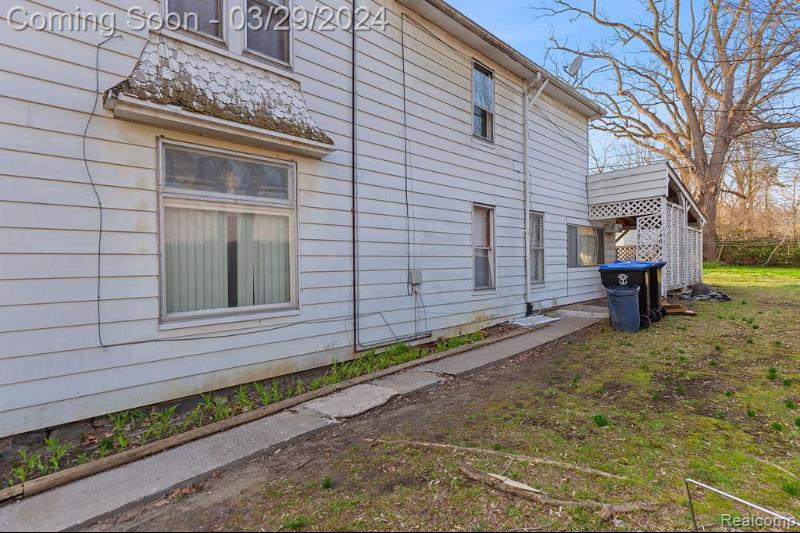 Listing Photo for 213 Maple Street