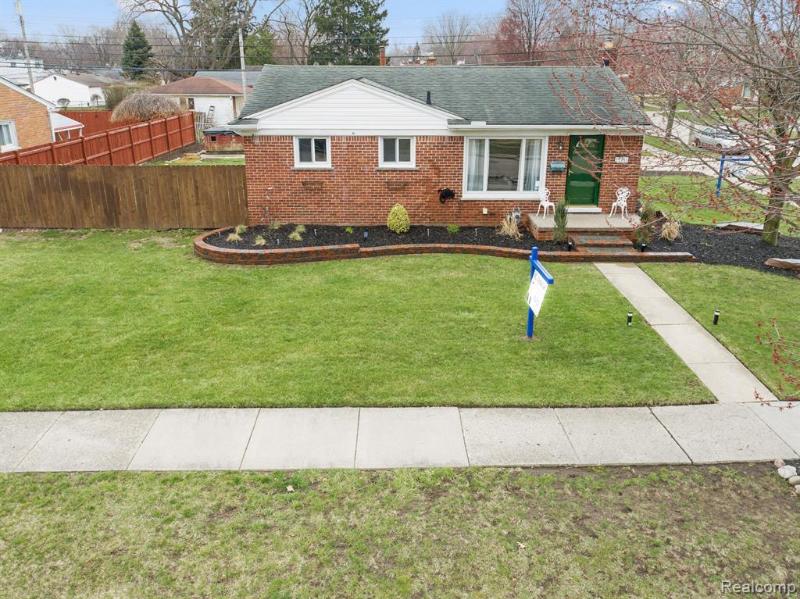 Listing Photo for 22755 Hayes Street