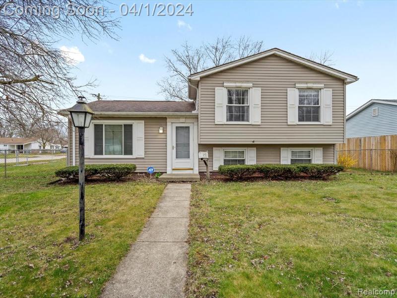 Listing Photo for 15510 Woodmont Street