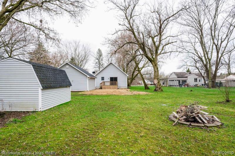Listing Photo for 7143 Lapeer Road