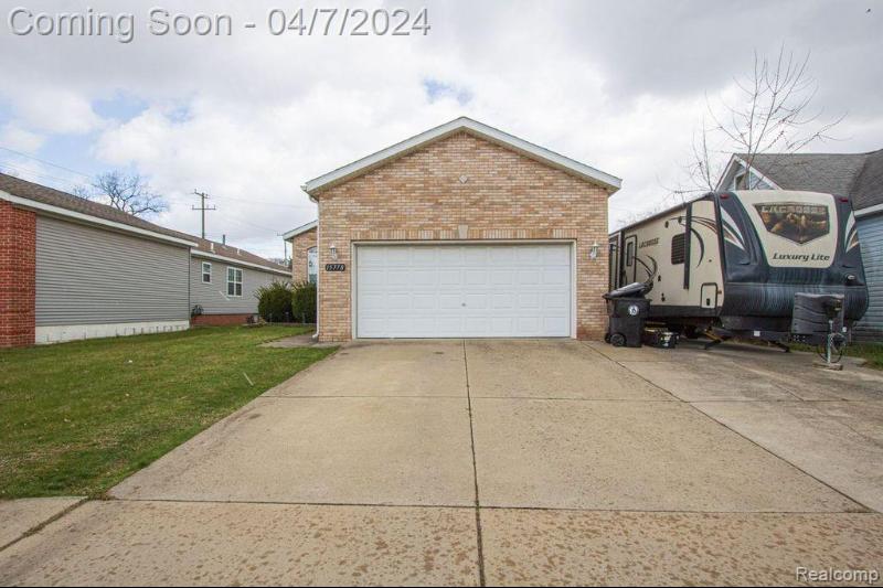 Listing Photo for 15778 Wormer