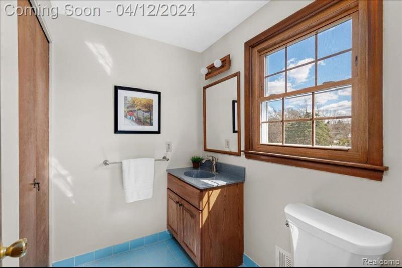 Listing Photo for 2006 Chalet Drive
