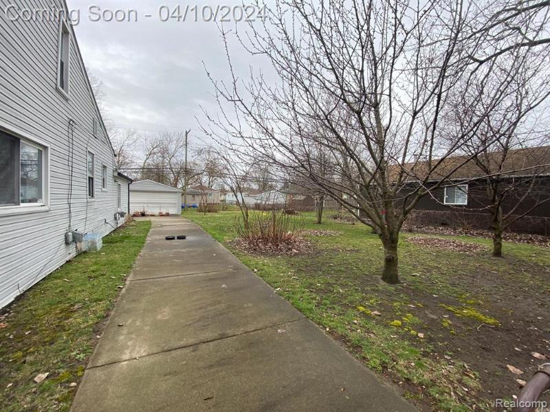Listing Photo for 2400 Capitol Avenue