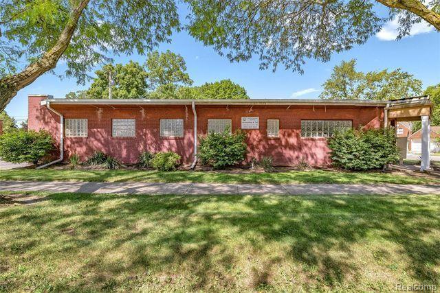 Listing Photo for 22231 Outer Drive