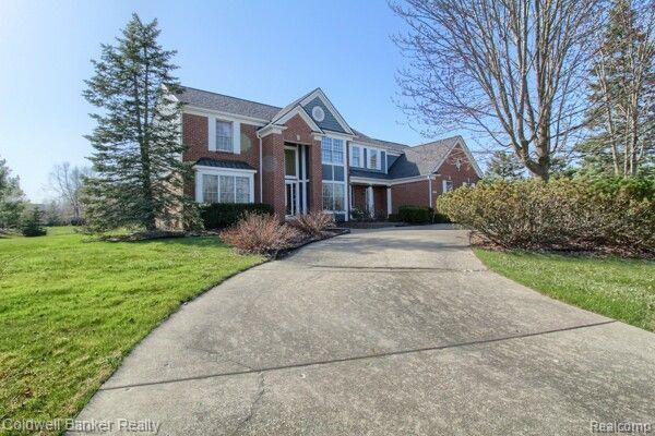 11475 Maple Valley Drive, Plymouth
