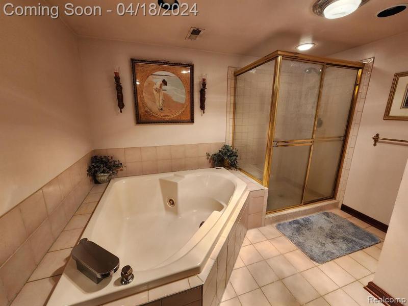 Listing Photo for 5143 Mellwood Drive