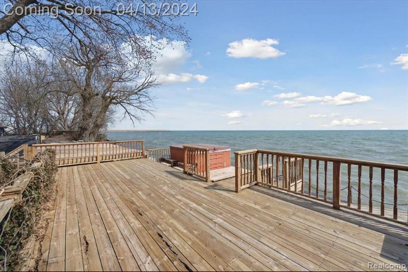 Listing Photo for 7892 Lakeshore Drive