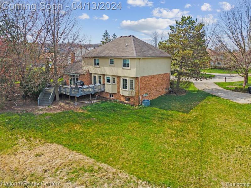 Listing Photo for 39153 Plumbrook