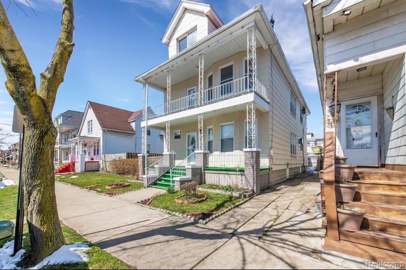 Listing Photo for 3135 Belmont Street