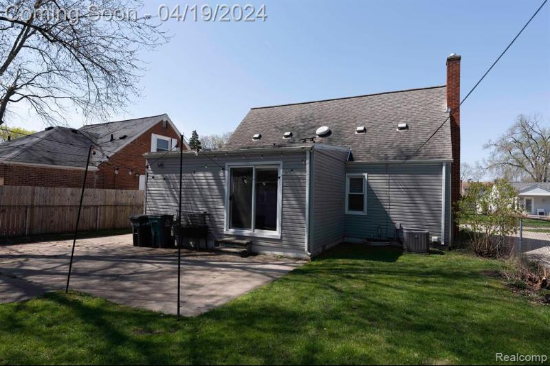 Listing Photo for 3012 Griffith Avenue