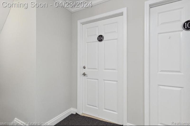 Listing Photo for 6139 Orchard Lake Road 104