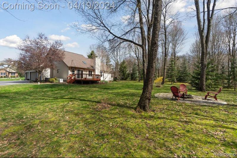 Listing Photo for 161 Howland Pines Drive